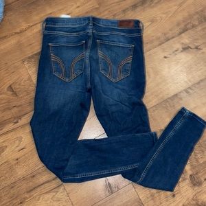 Hollister mid-rise super skinny